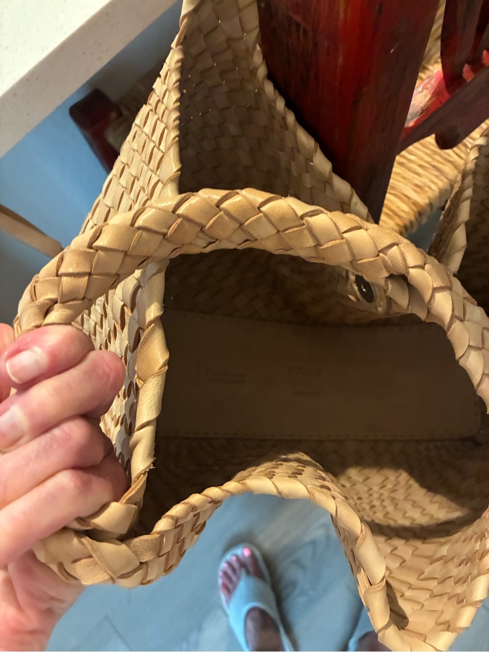 Falor Italia Woven Tote Bag in Natural Cream - Stylish Everyday Carry - Picture 2 of 9